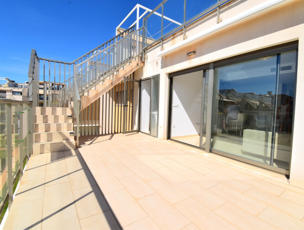 Resale - Apartment - Orihuela Costa - Villamartin