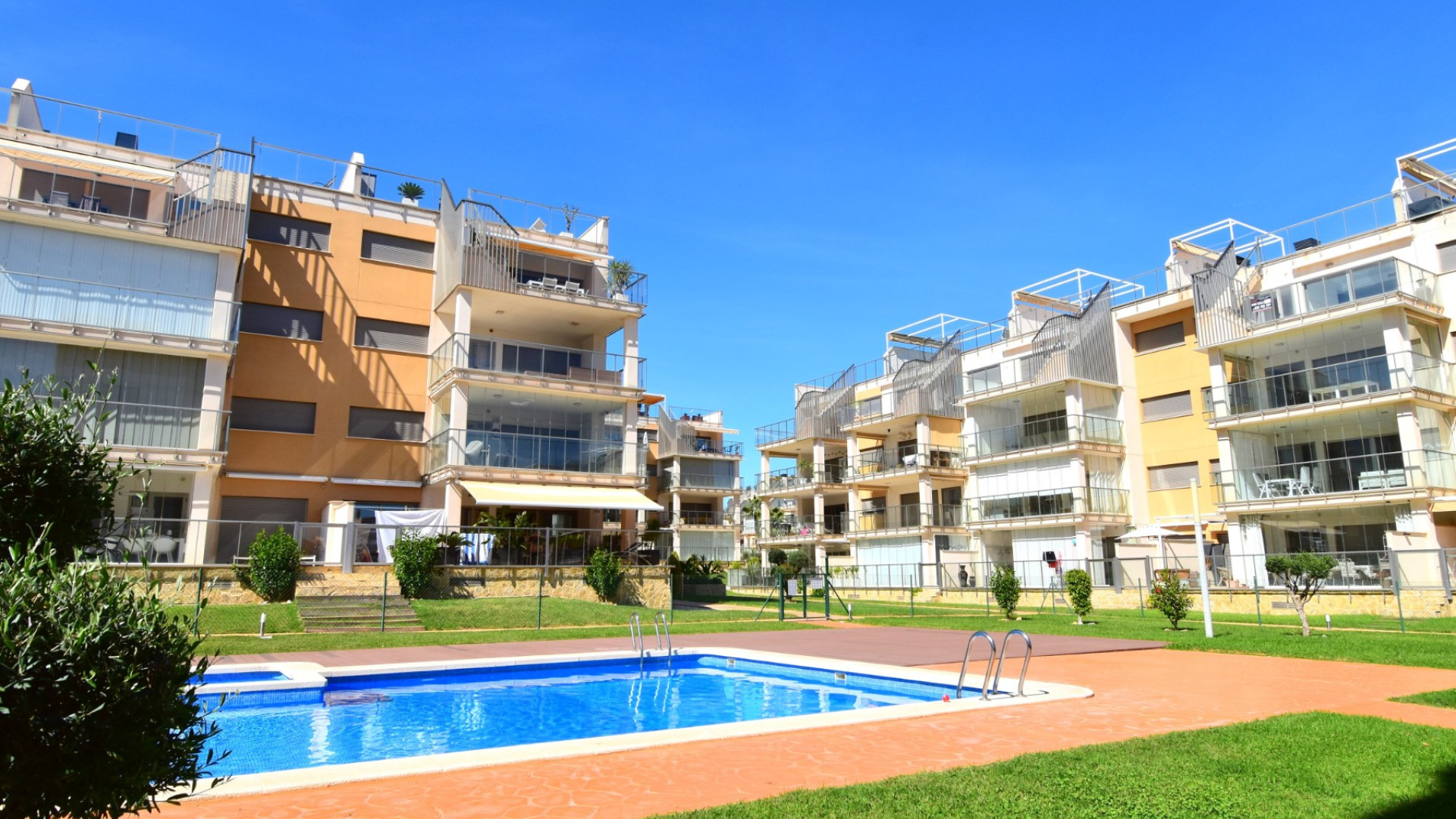 Resale - Apartment - Orihuela Costa - Villamartin