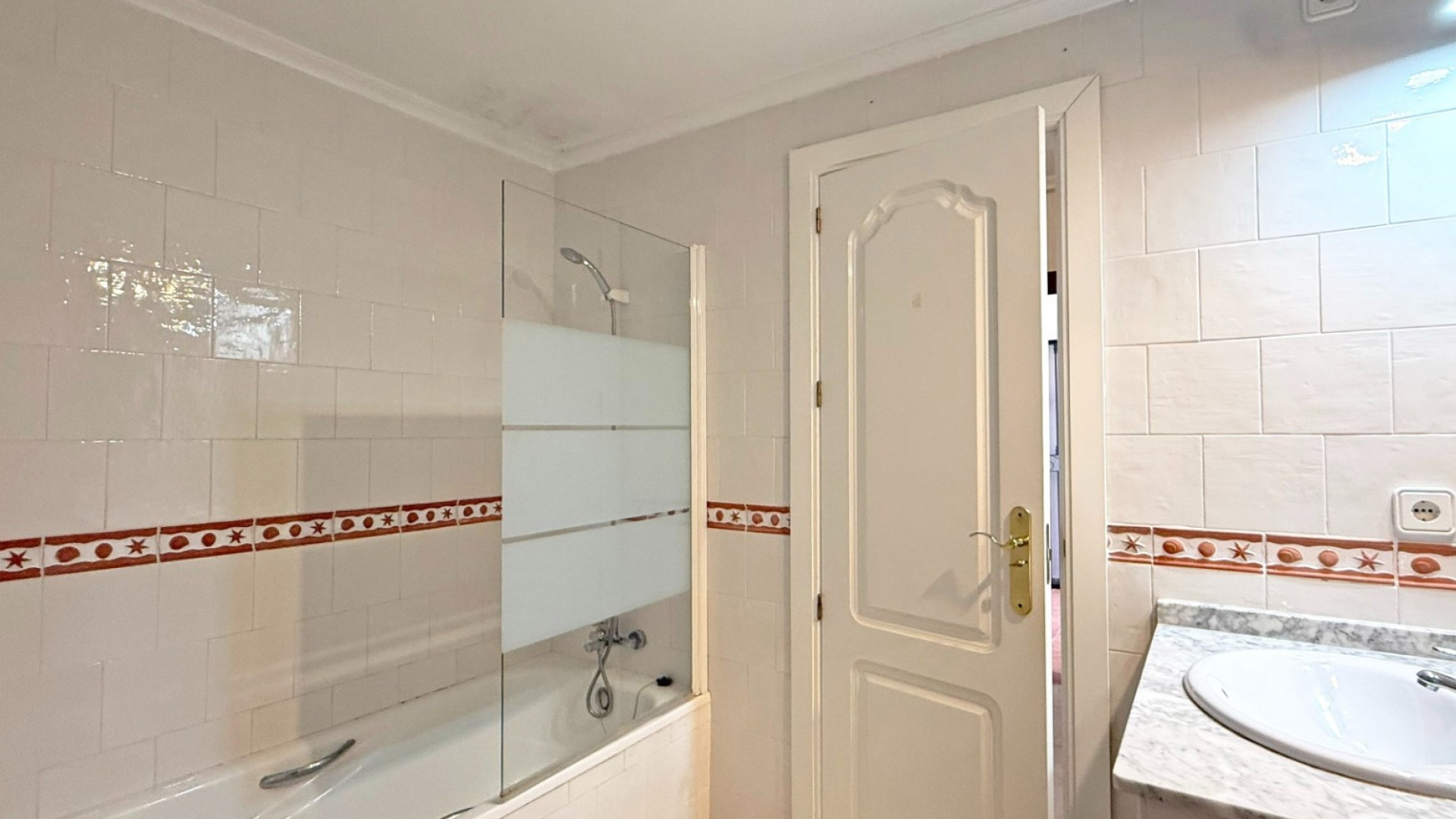 Resale - Apartment - Orihuela Costa - Villamartin