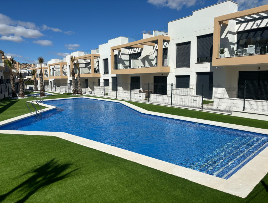 Resale - Apartment - Orihuela Costa - Villamartin