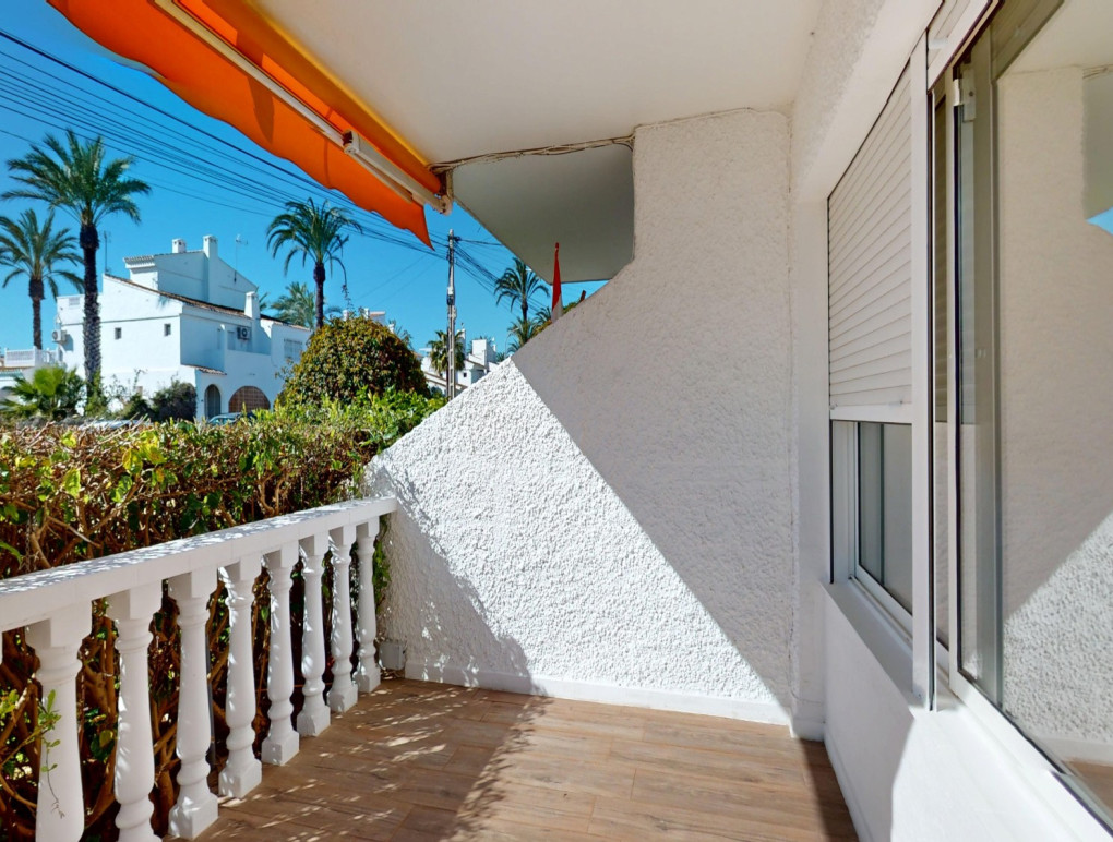 Resale - Apartment - Orihuela Costa - Villamartin