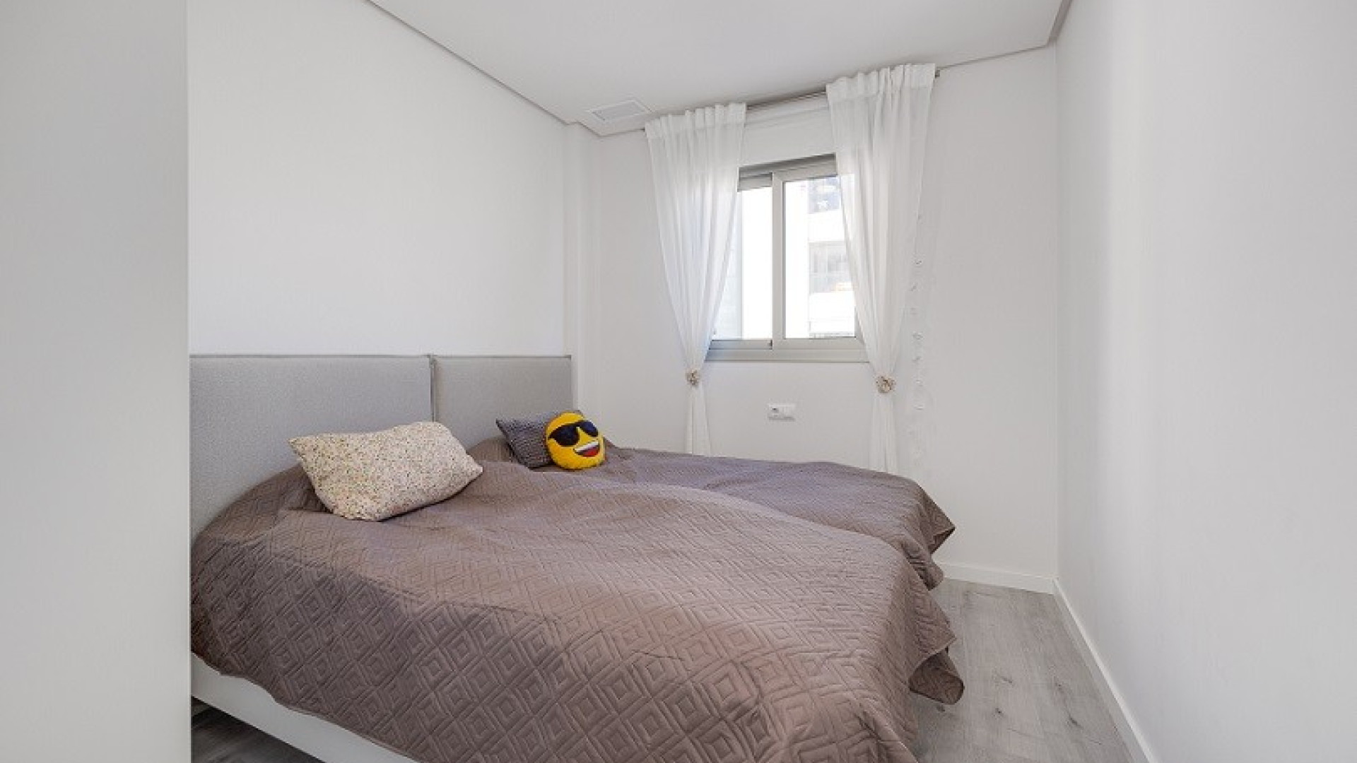 Resale - Apartment - Orihuela Costa - Villamartin