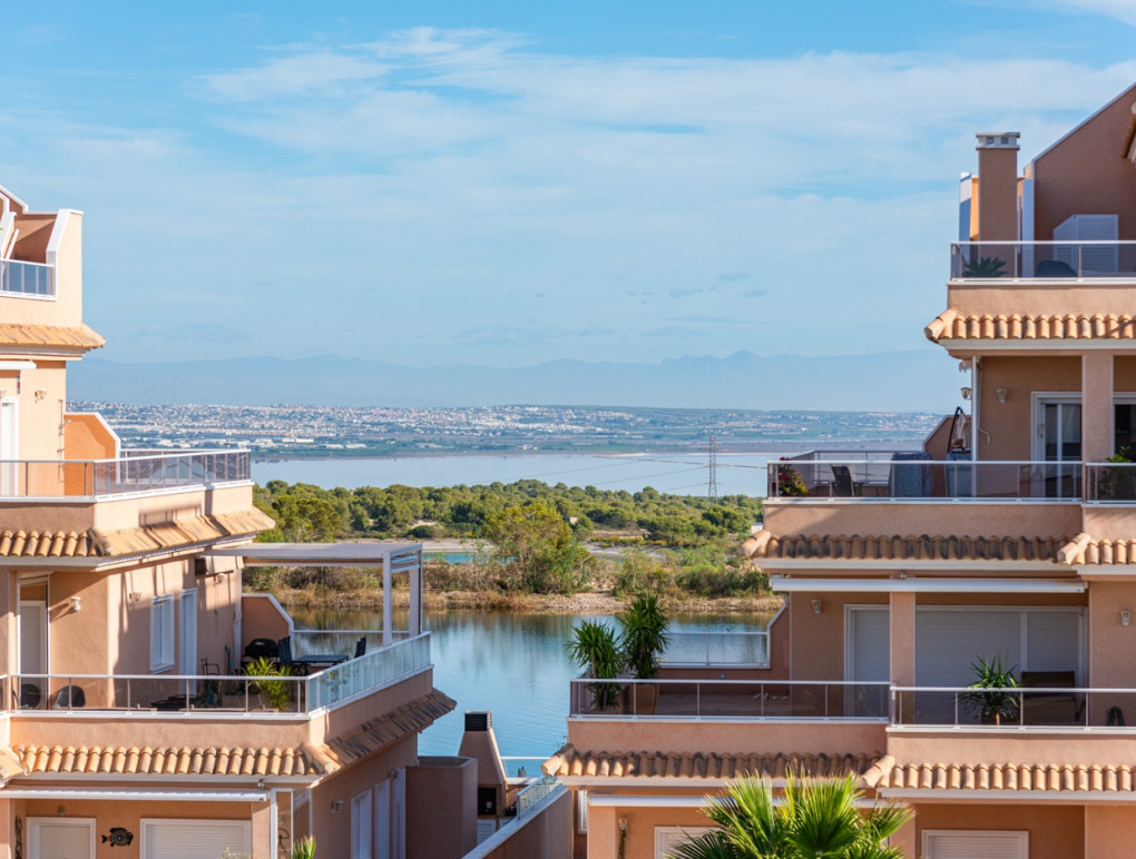 Resale - Apartment - Orihuela Costa - Villamartin