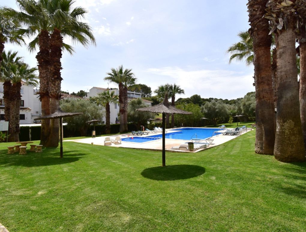 Resale - Apartment - Orihuela Costa - Villamartin