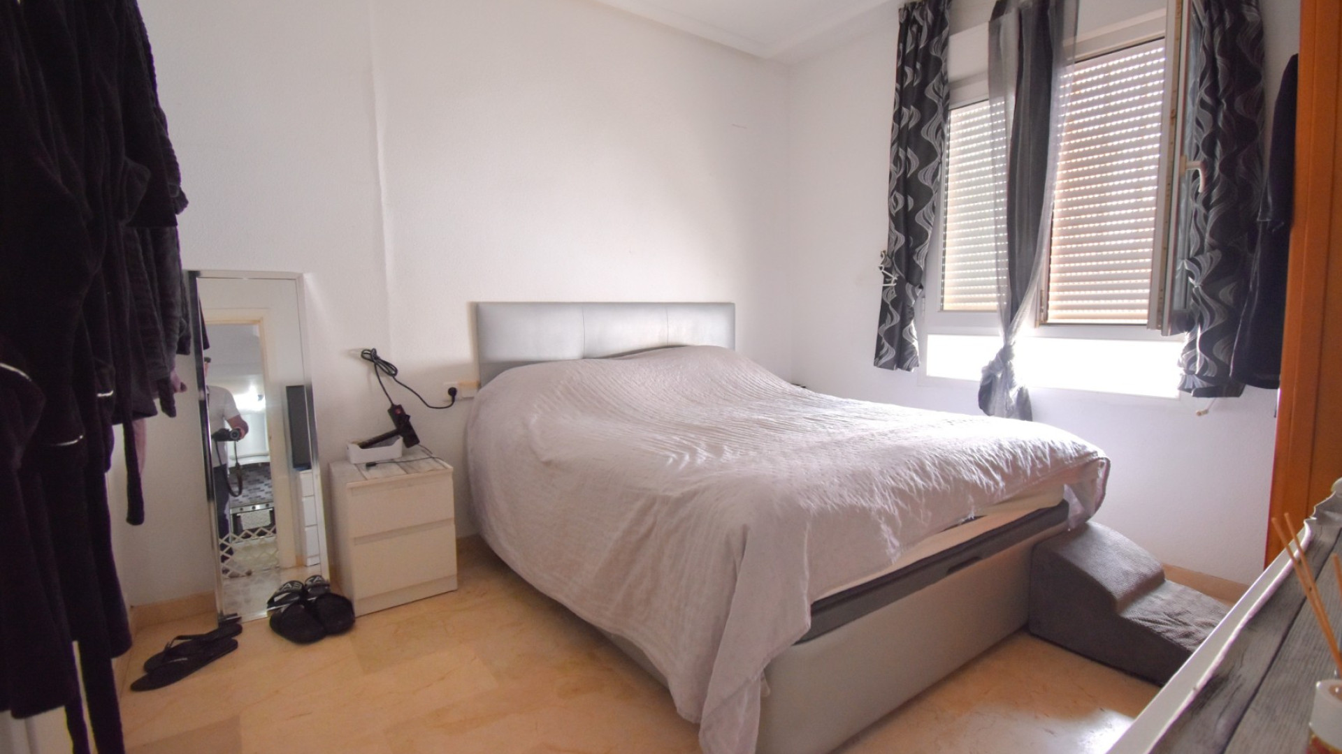 Resale - Apartment - Orihuela Costa - Villamartin