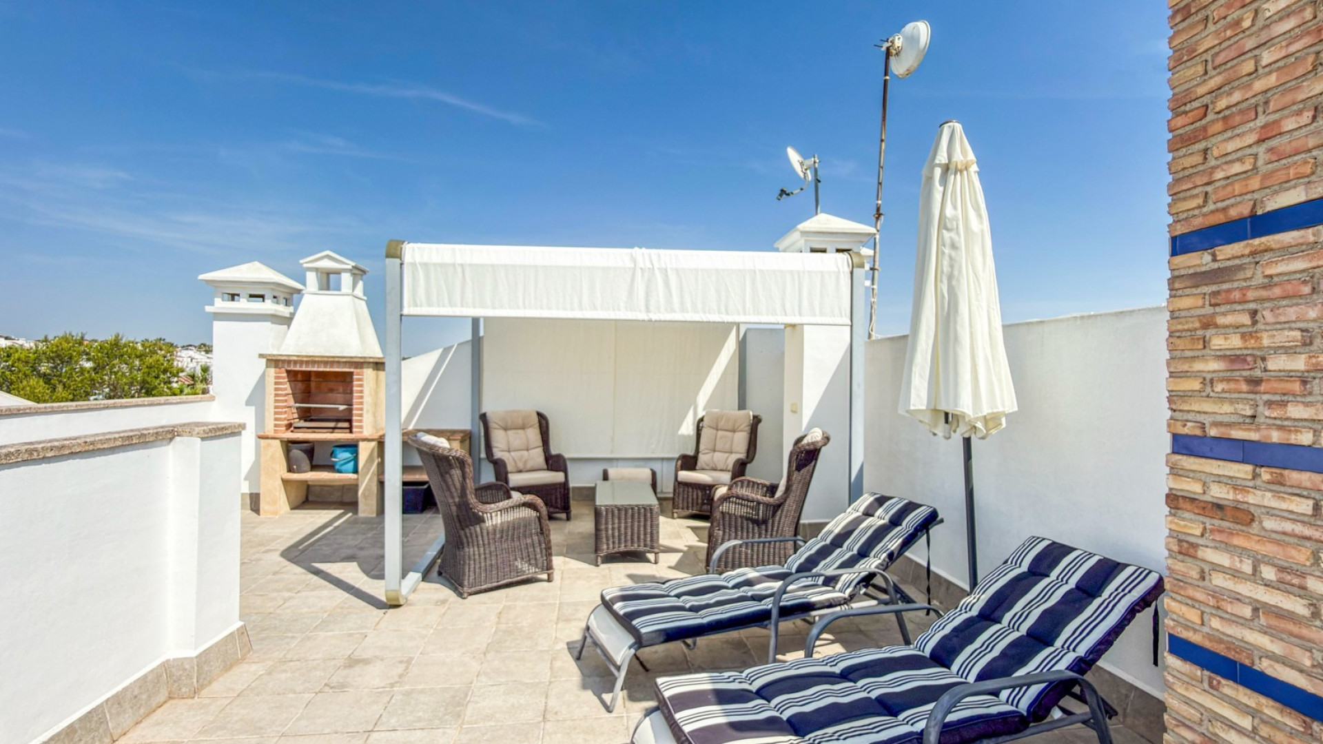 Resale - Apartment - Orihuela Costa - Villamartin