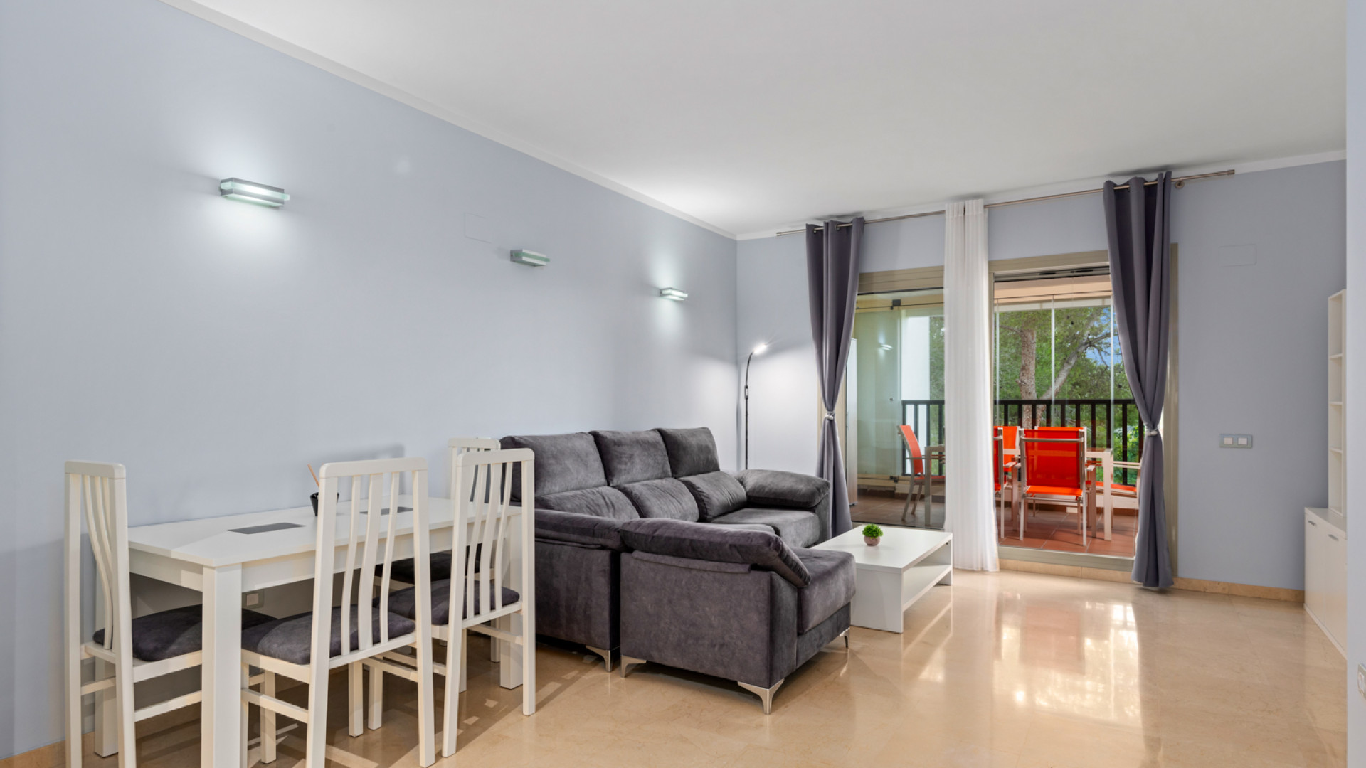 Resale - Apartment - Orihuela - Las Colinas