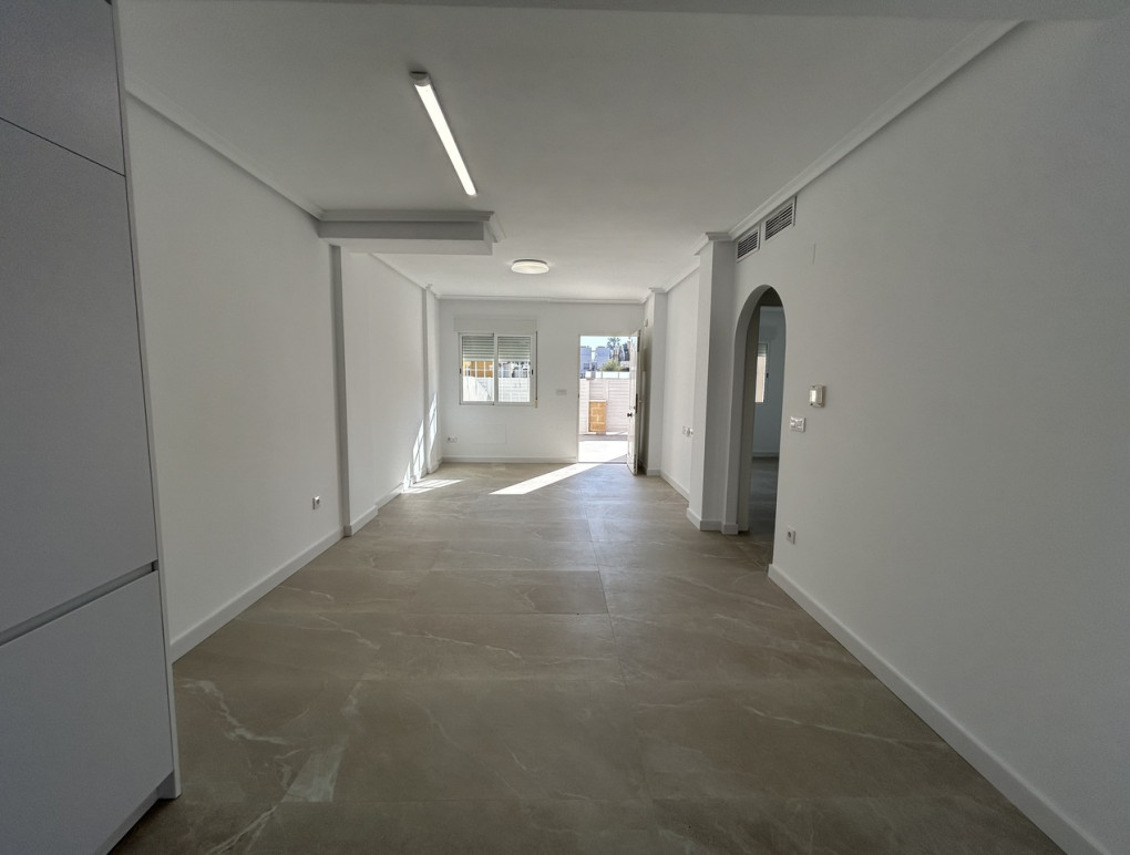 Resale - Apartment - Pilar de La Horadada - Pilar de la Horadada