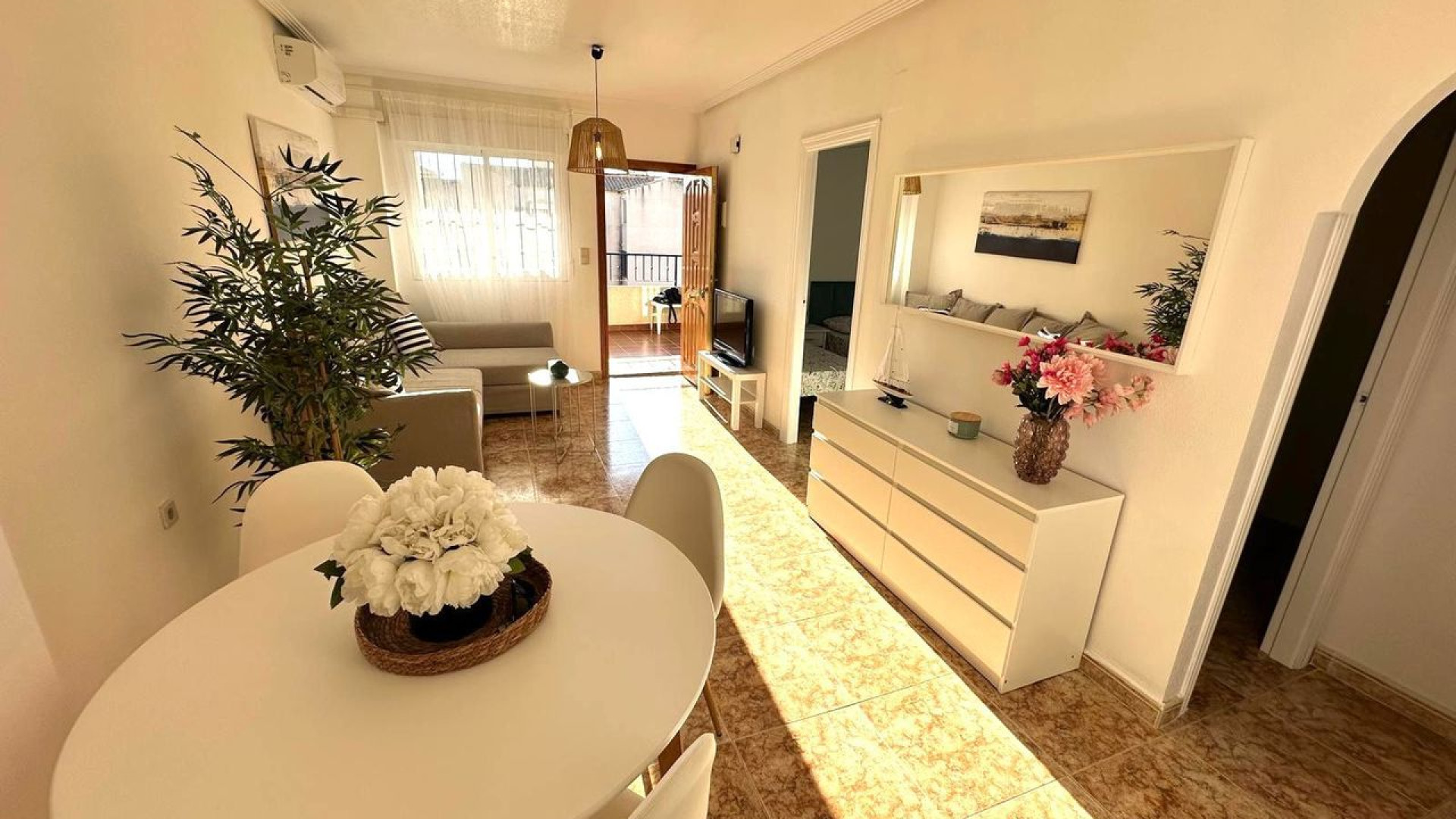 Resale - Apartment - Punta Prima