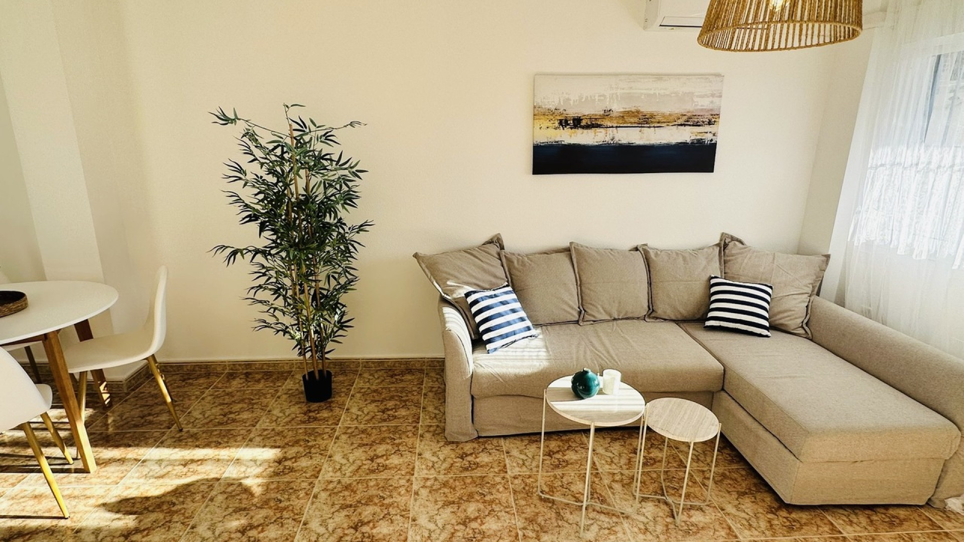 Resale - Apartment - Punta Prima