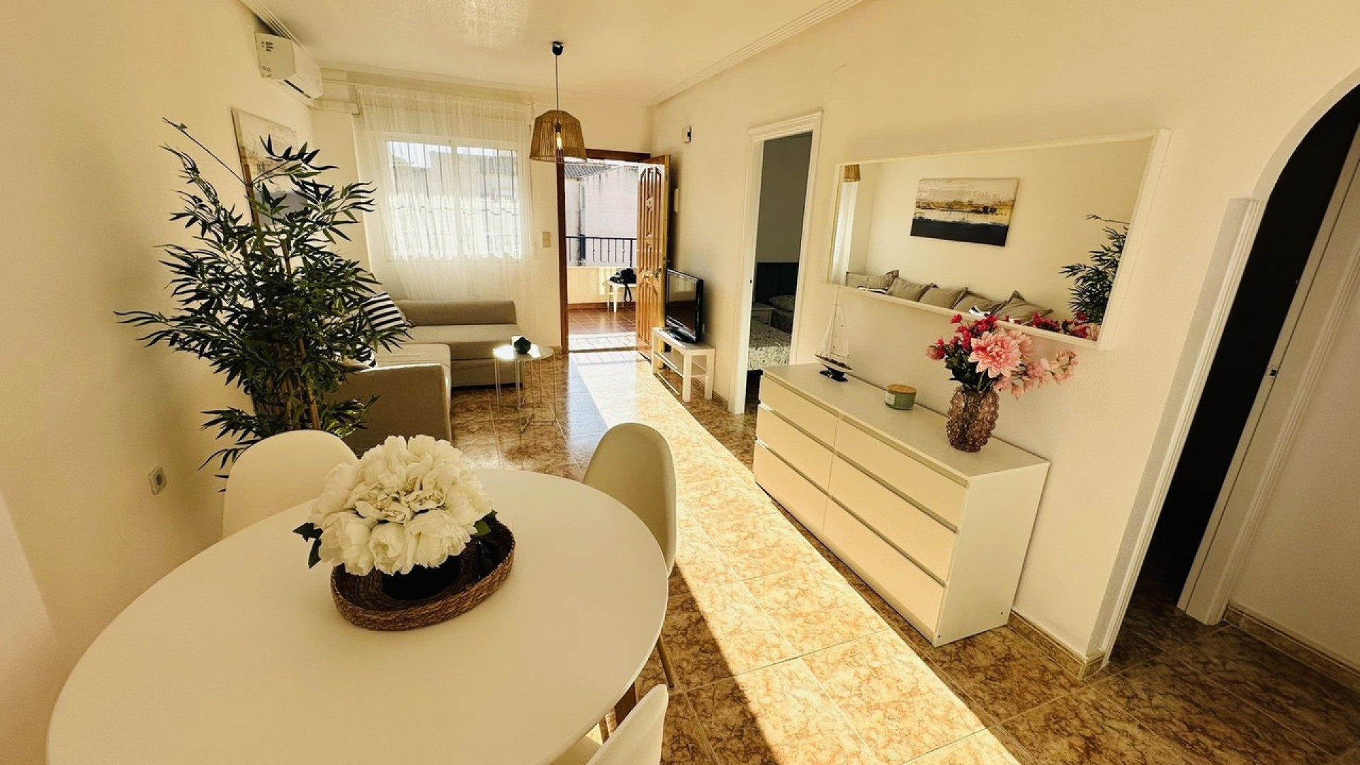 Resale - Apartment - Punta Prima