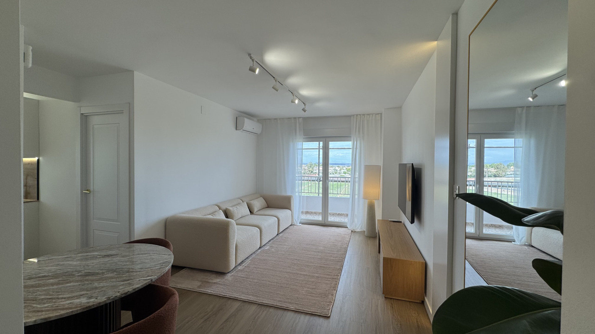 Resale - Apartment - Punta Prima