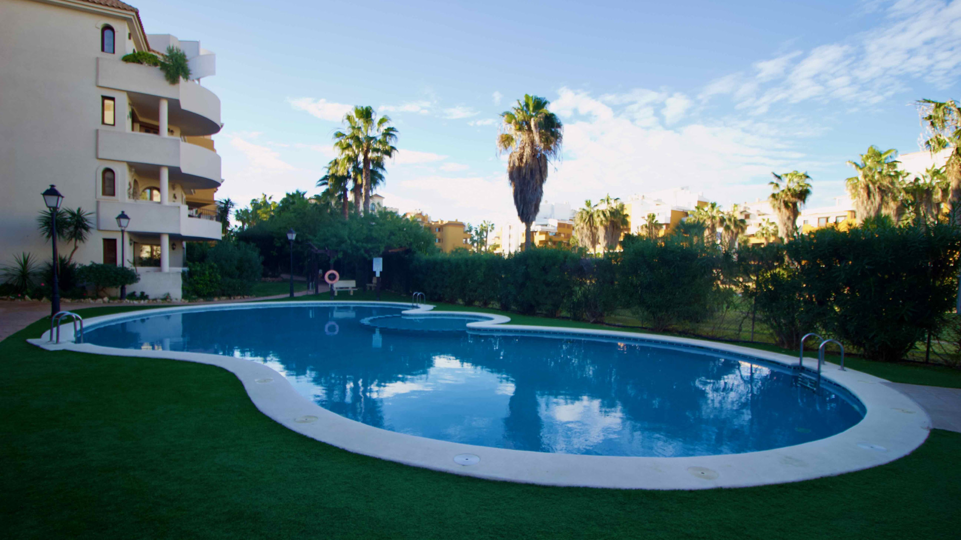 Resale - Apartment - Punta Prima