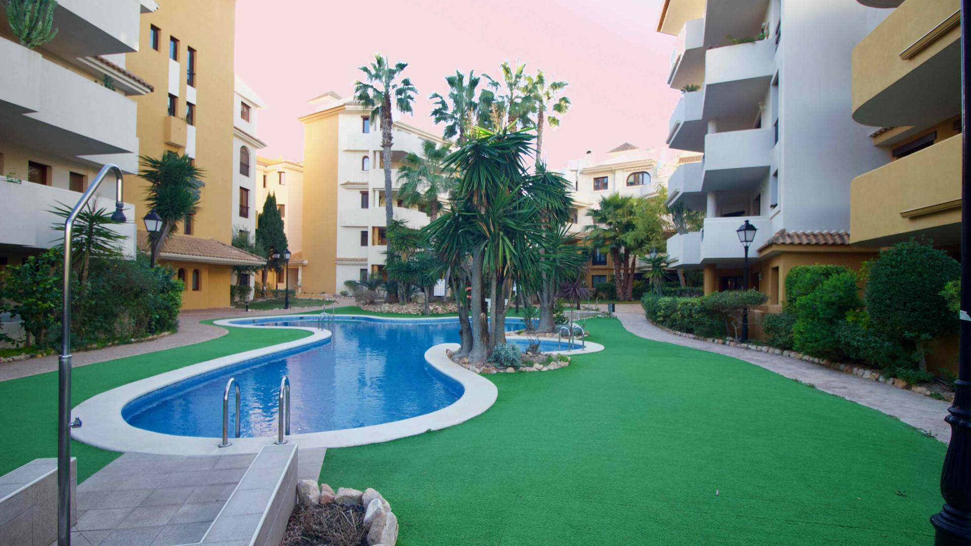 Resale - Apartment - Punta Prima