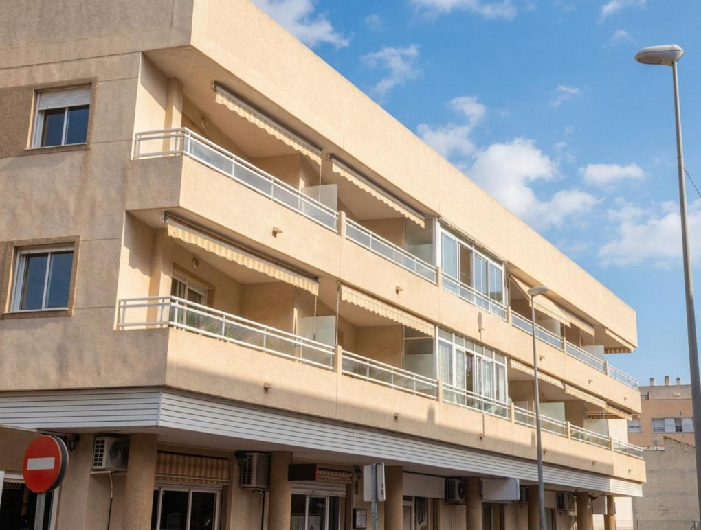 Resale - Apartment - Rojales
