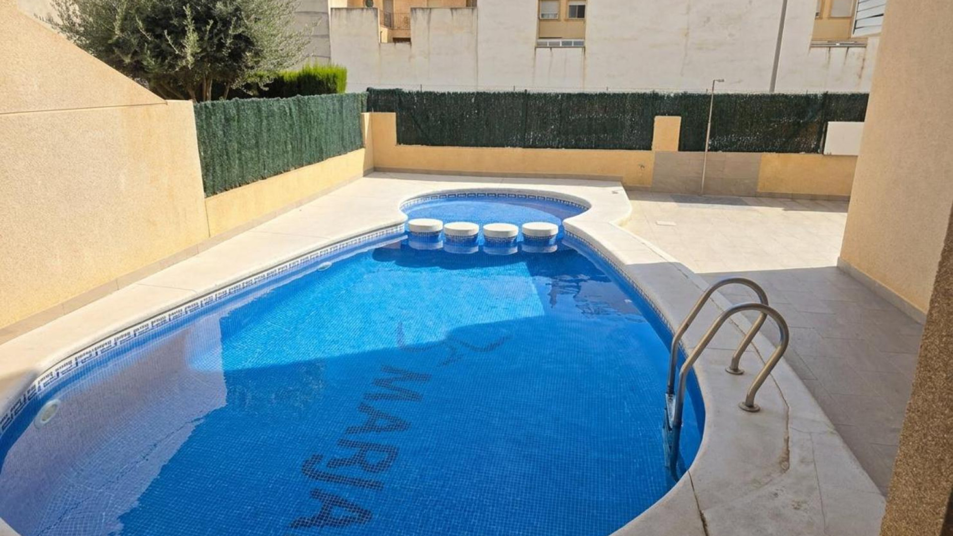 Resale - Apartment - Rojales