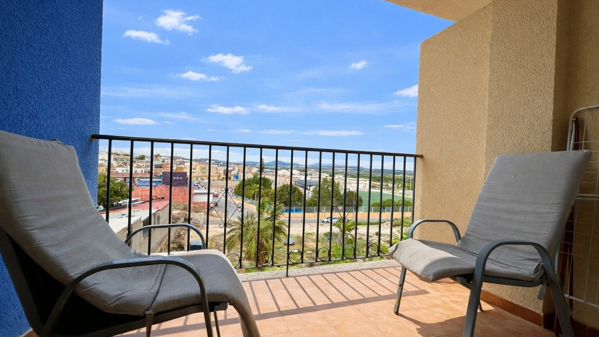 Resale - Apartment - San Miguel de Salinas - San Miguel