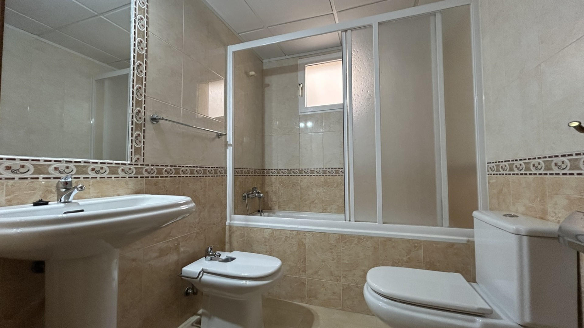 Resale - Apartment - San Miguel de Salinas - San Miguel