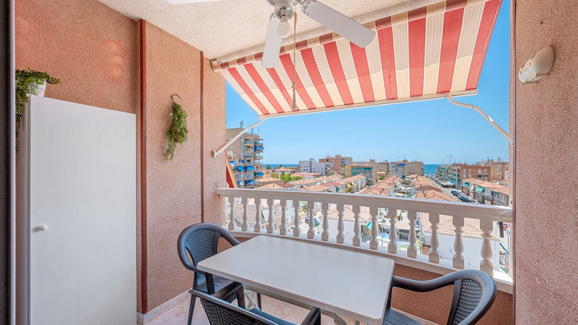 Resale - Apartment - Santa Pola