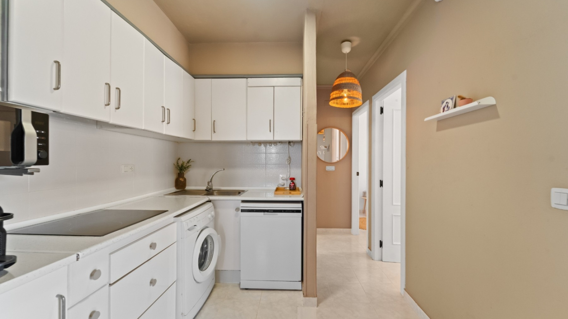 Resale - Apartment - Torrevieja - Aguas Nuevas