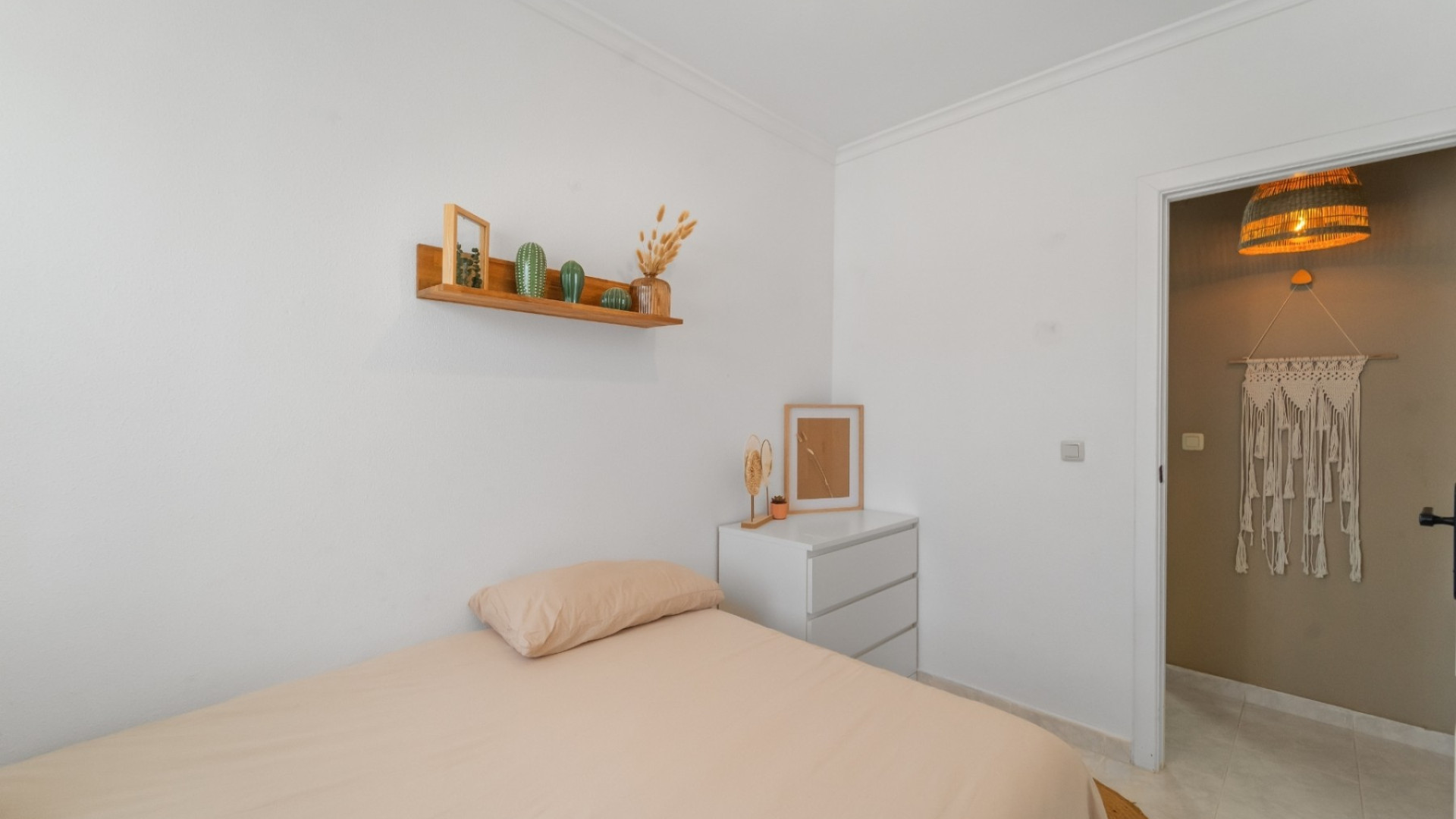 Resale - Apartment - Torrevieja - Aguas Nuevas