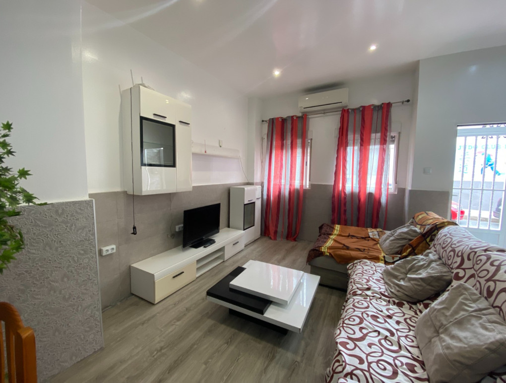Resale - Apartment - Torrevieja - Centro