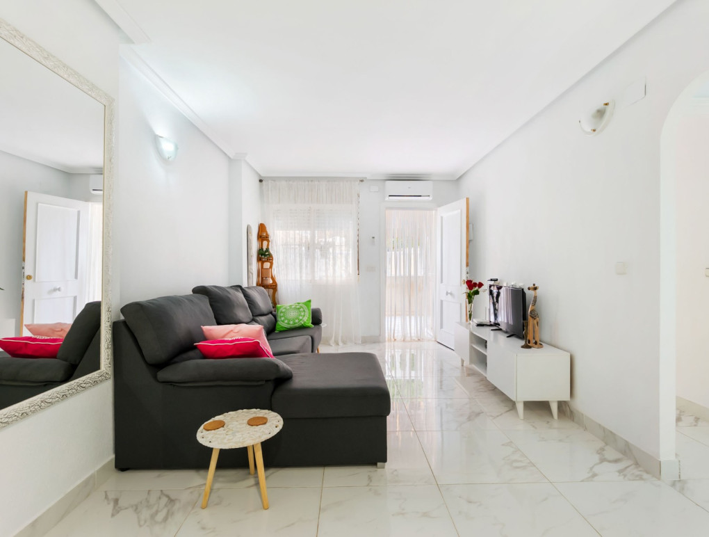 Resale - Apartment - Torrevieja - Centro