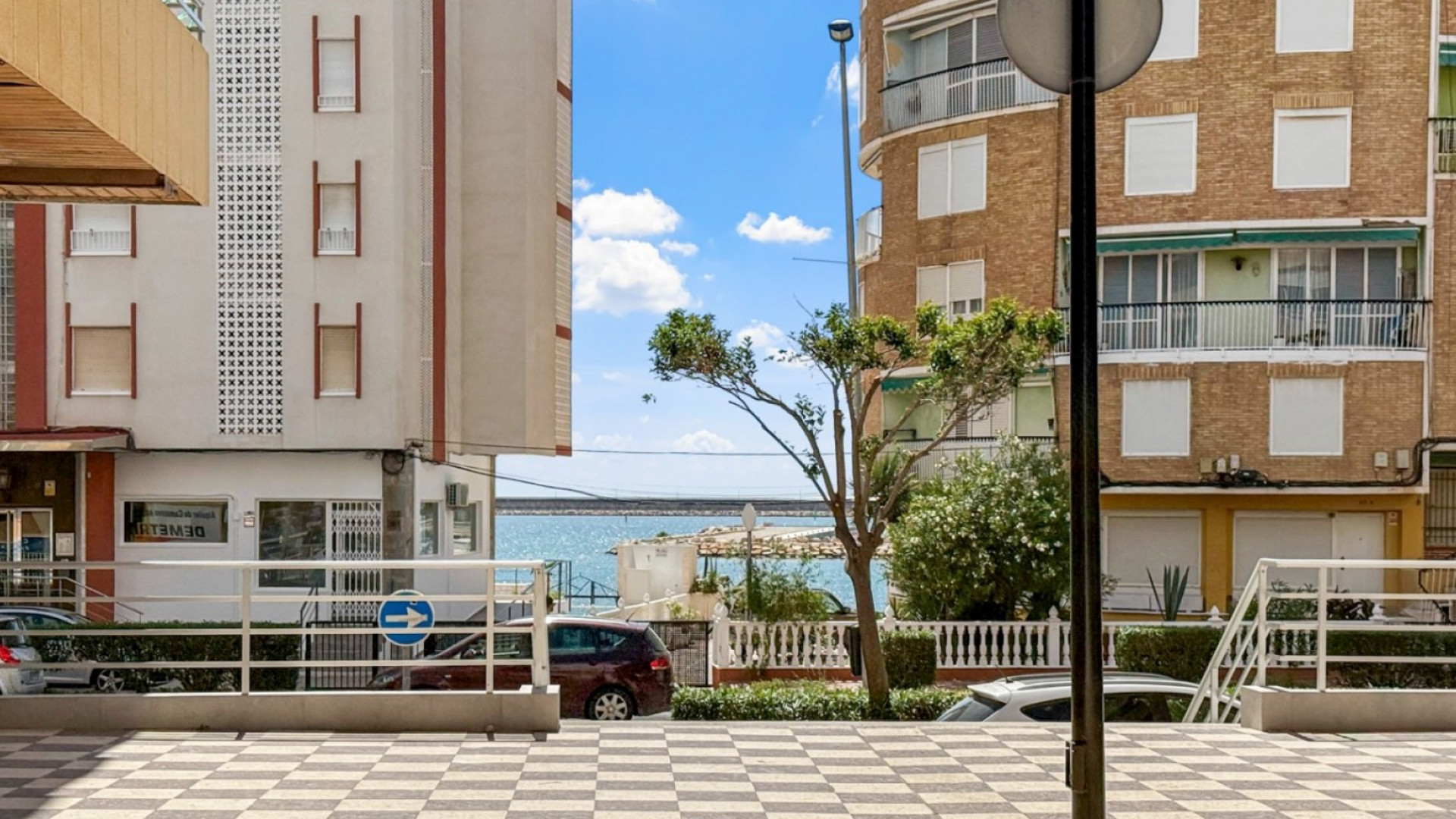Resale - Apartment - Torrevieja - El Acequión - Los Náufragos