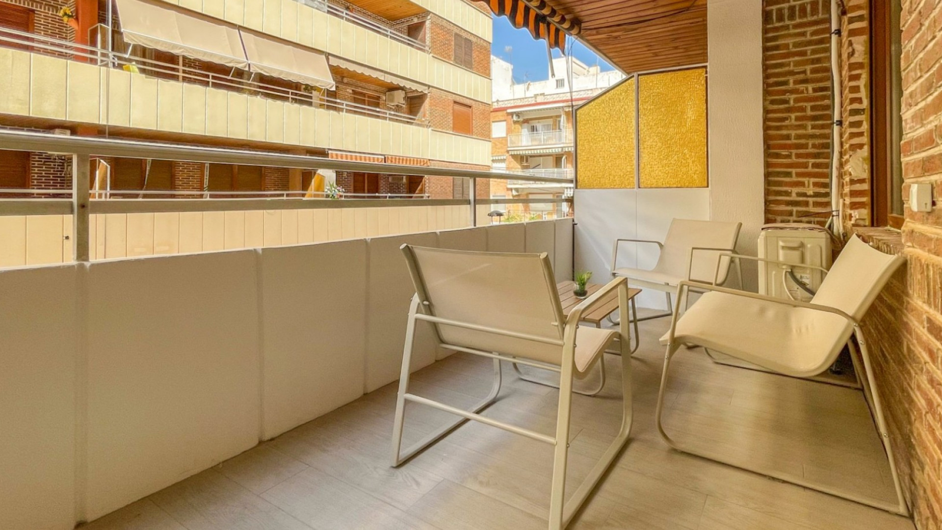 Resale - Apartment - Torrevieja - El Acequión - Los Náufragos