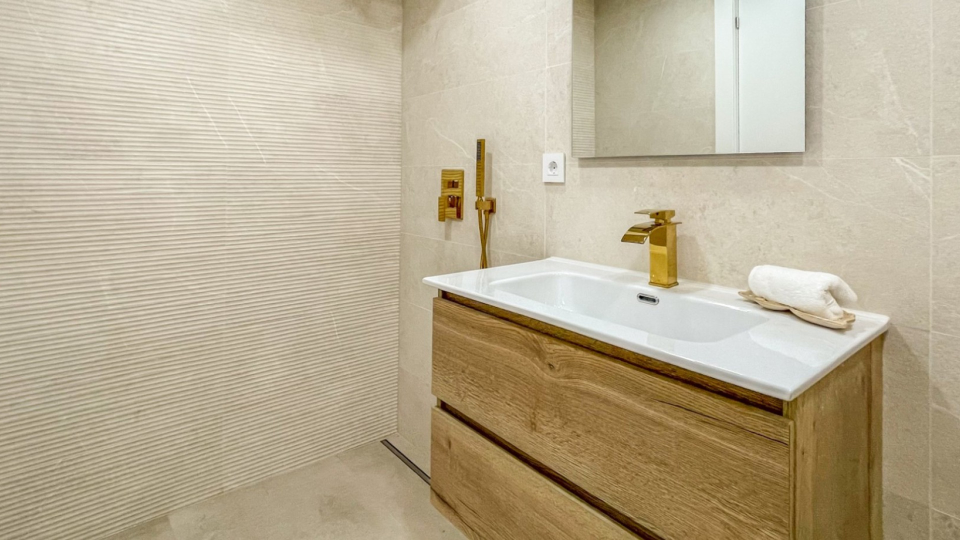 Resale - Apartment - Torrevieja - El Acequión - Los Náufragos