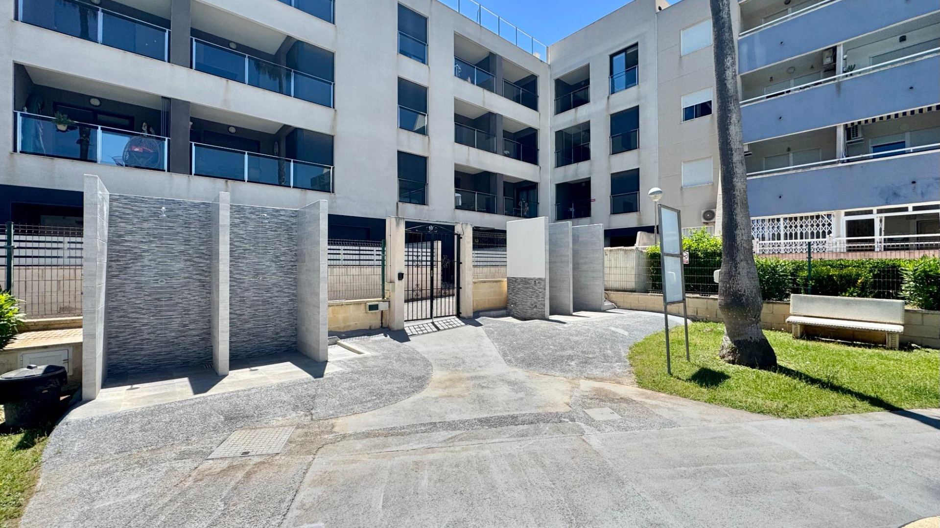 Resale - Apartment - Torrevieja - Gaspar Perrelló