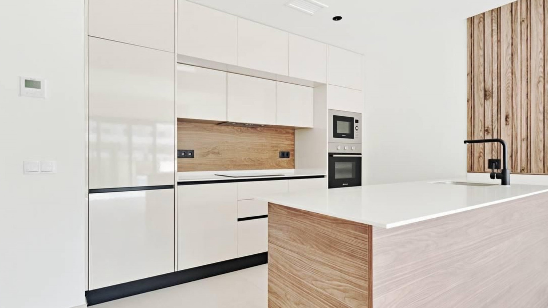 Resale - Apartment - Torrevieja - La Veleta