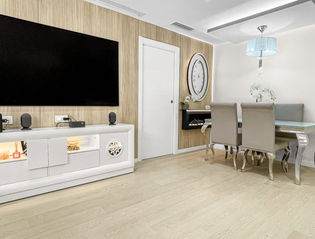 Resale - Apartment - Torrevieja - Parque las naciones