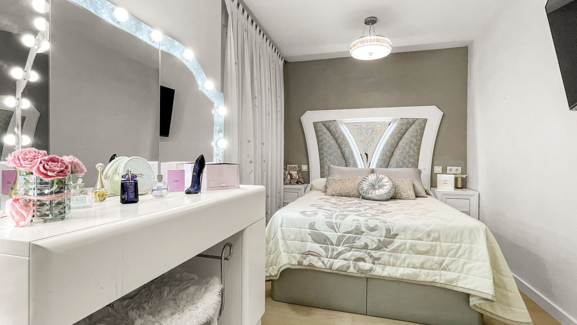 Resale - Apartment - Torrevieja - Parque las naciones