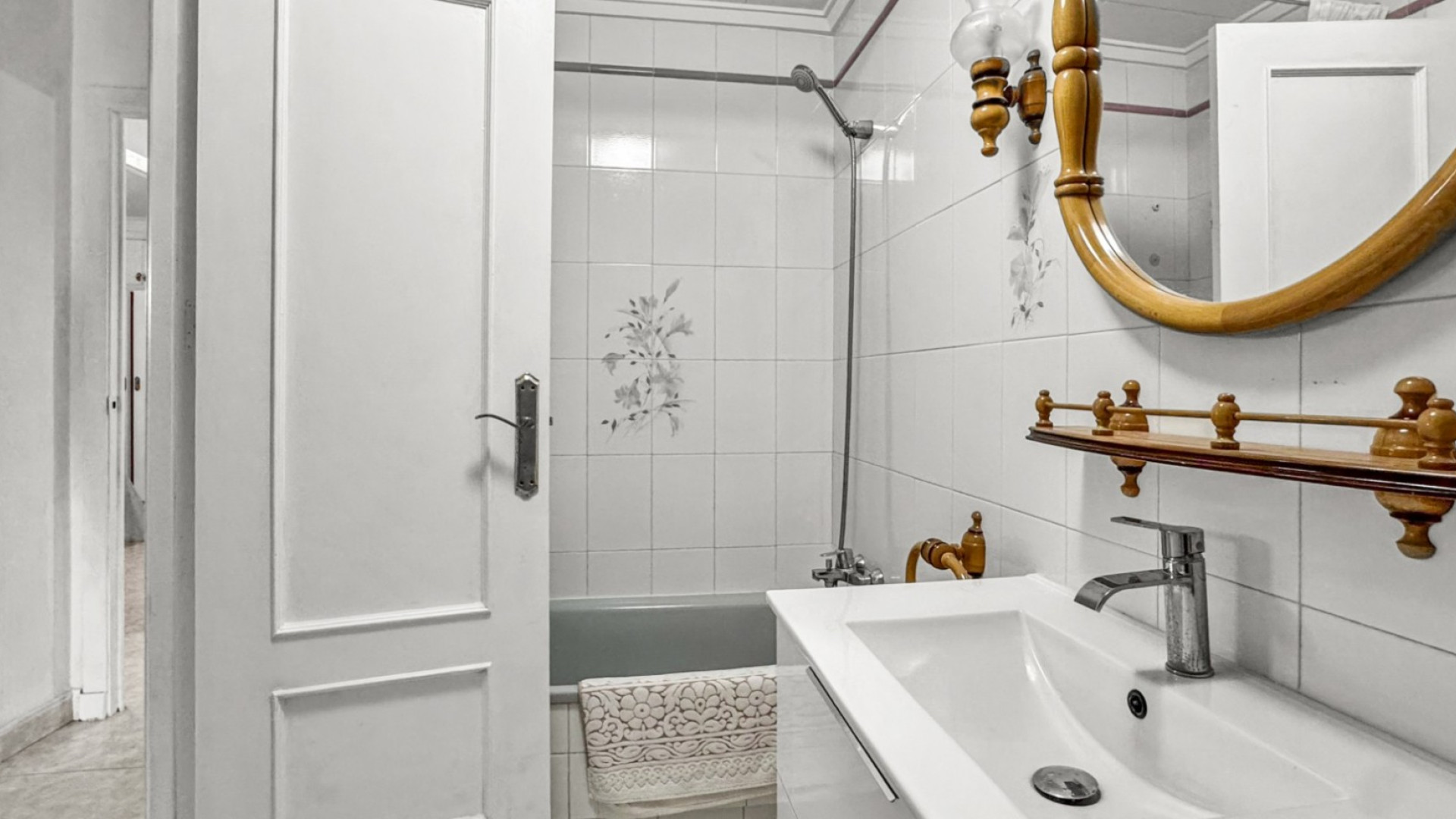 Resale - Apartment - Torrevieja - Playa de los Locos