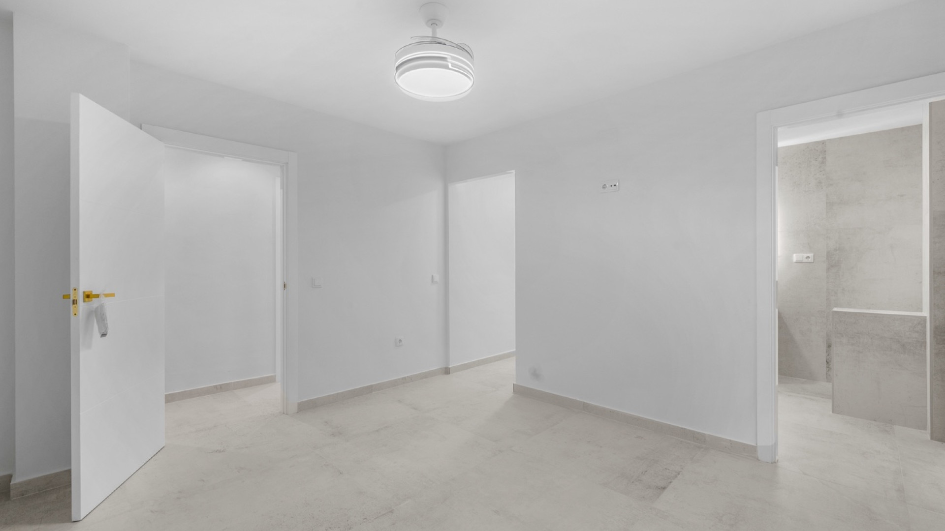 Resale - Apartment - Torrevieja - Playa del Acequión