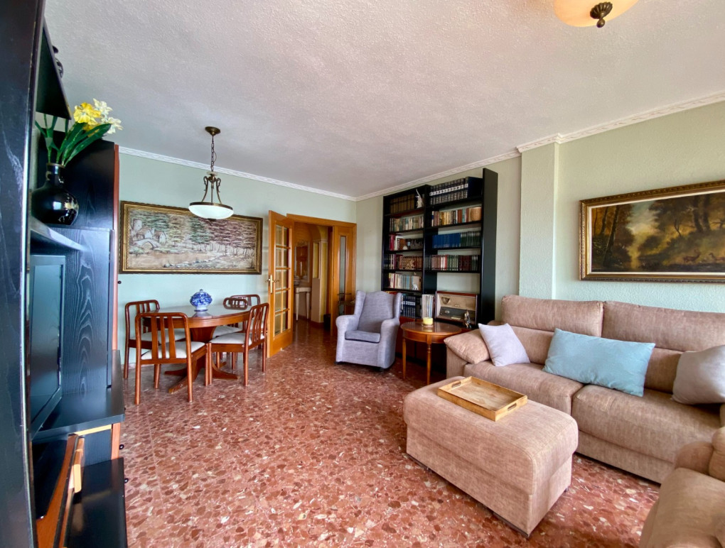 Resale - Apartment - Torrevieja - Playa del cura