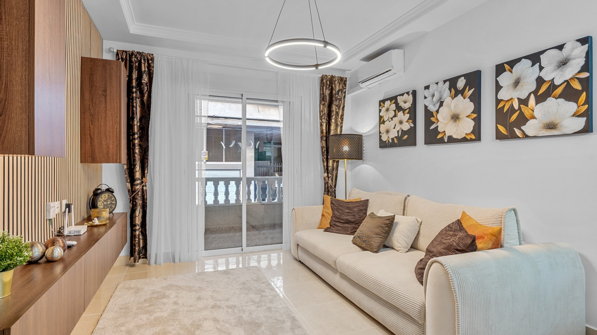 Resale - Apartment - Torrevieja - Playa del cura