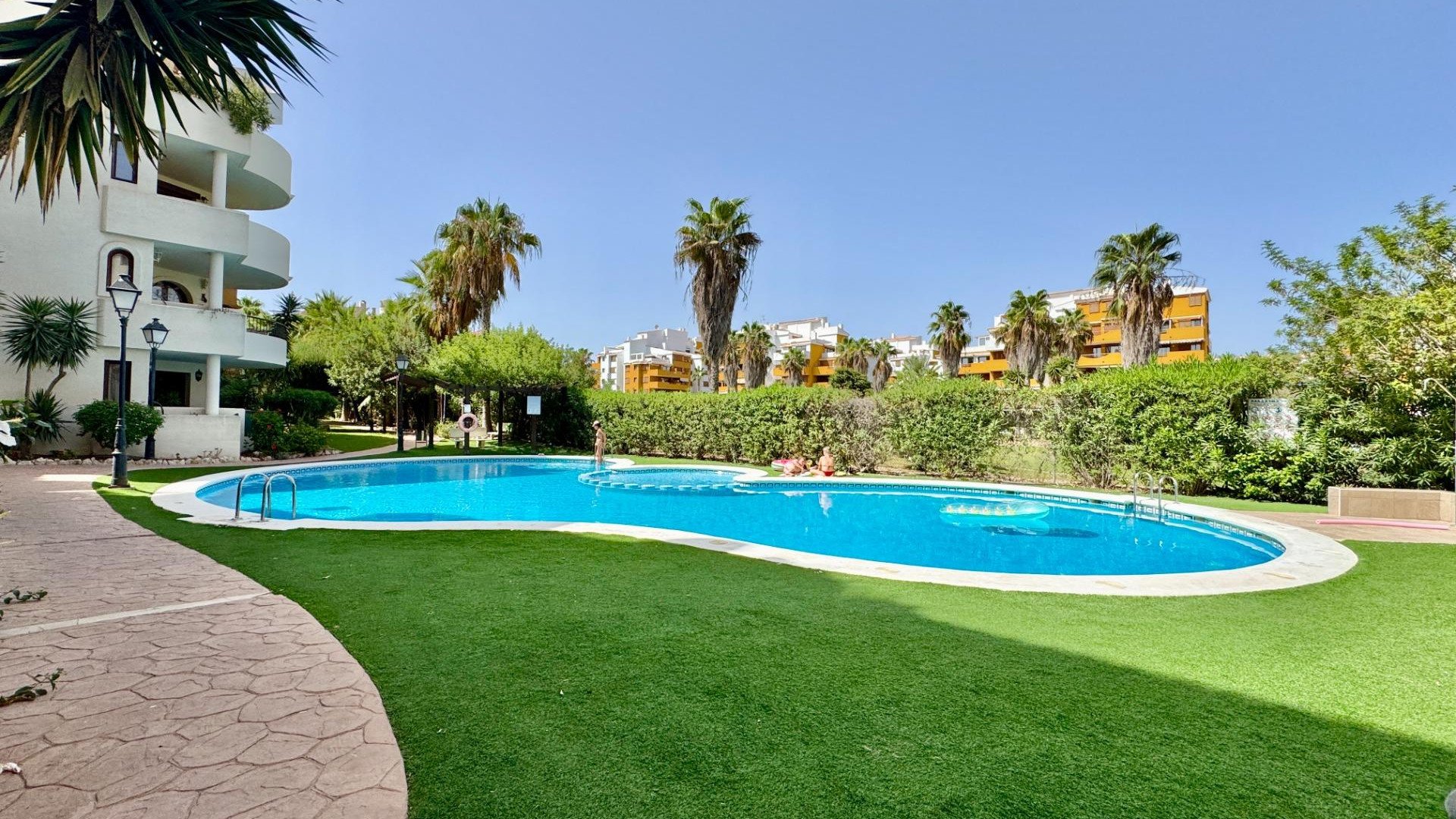 Resale - Apartment - Torrevieja - Punta Prima