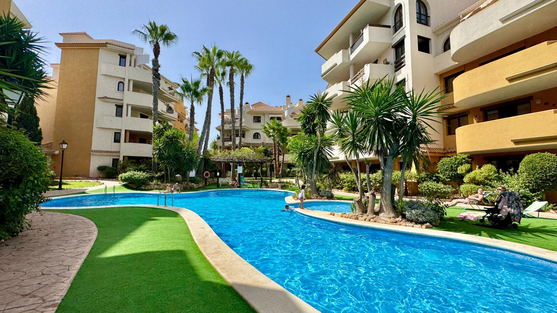 Resale - Apartment - Torrevieja - Punta Prima