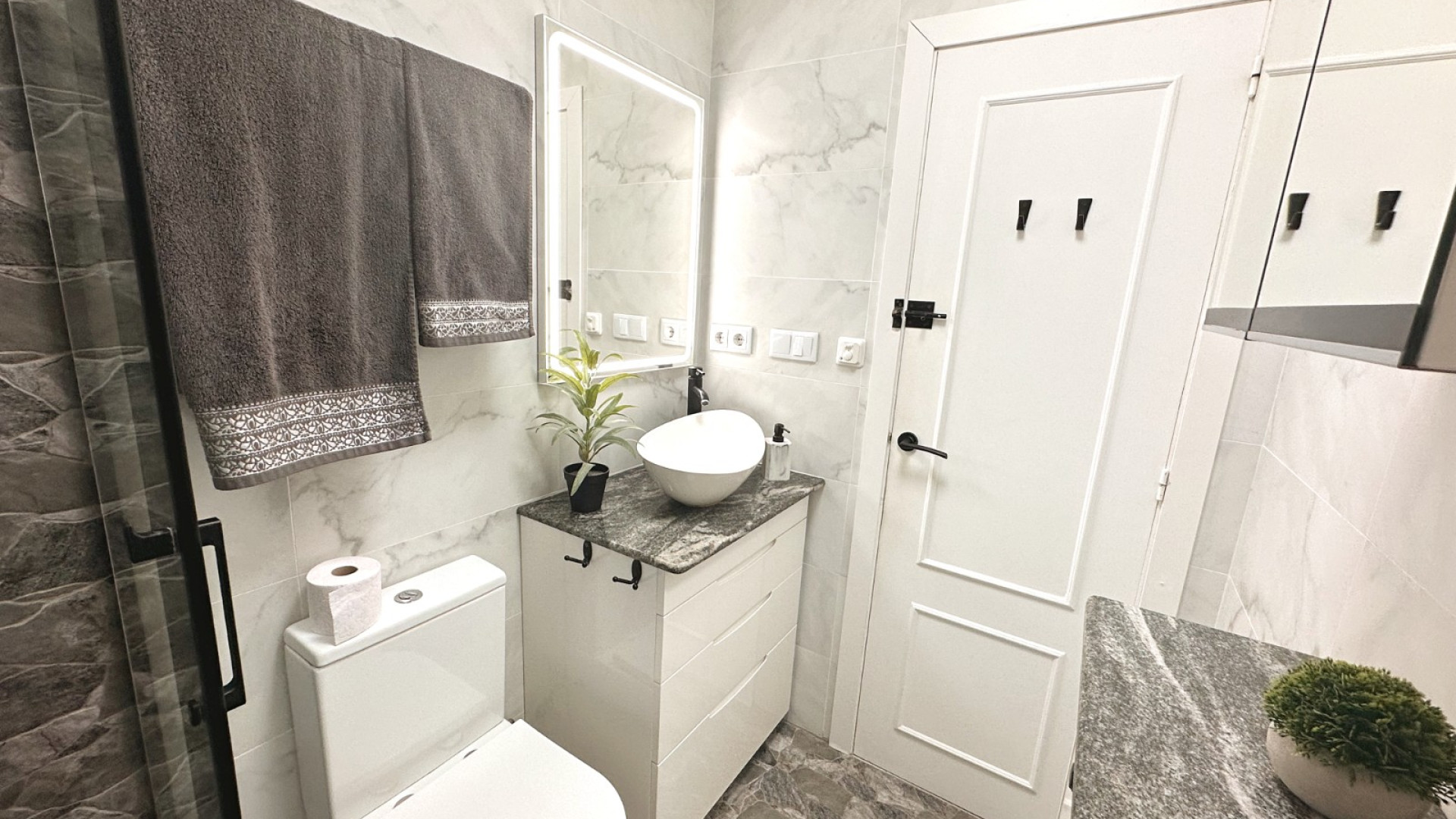 Resale - Apartment - Torrevieja - San Luis