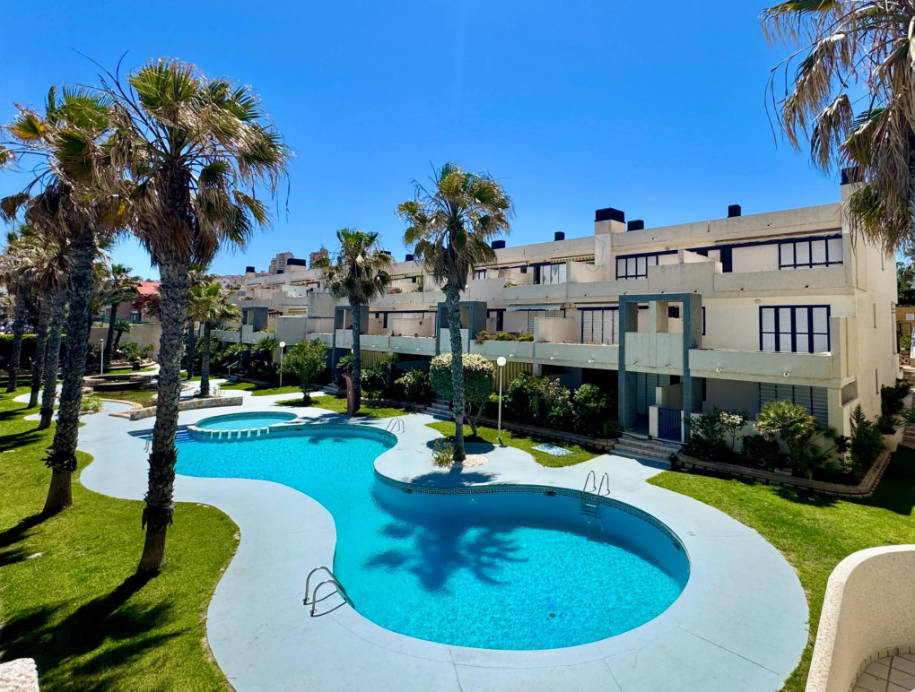 Resale - Apartment - Torrevieja - Torre la mata