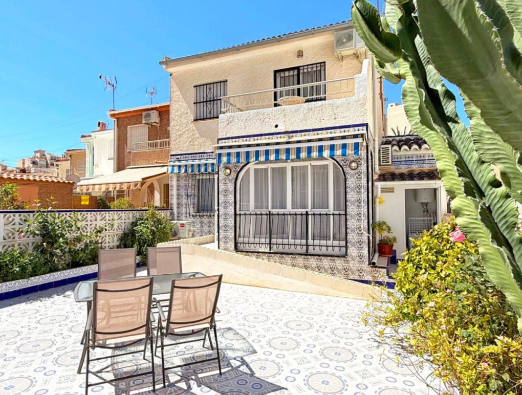 Resale - Apartment - Torrevieja - Torrelamata - La Mata
