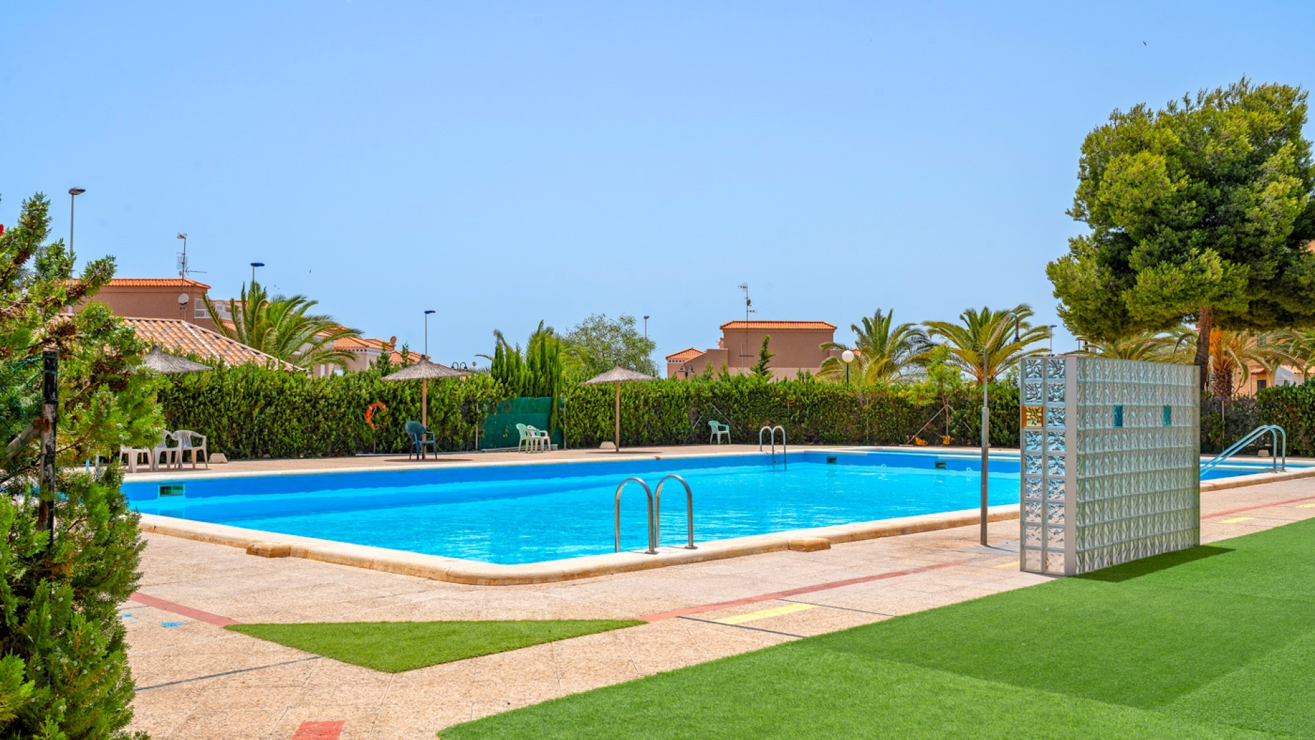 Resale - Apartment - Torrevieja - Torrevieja - Aguas Nuevas