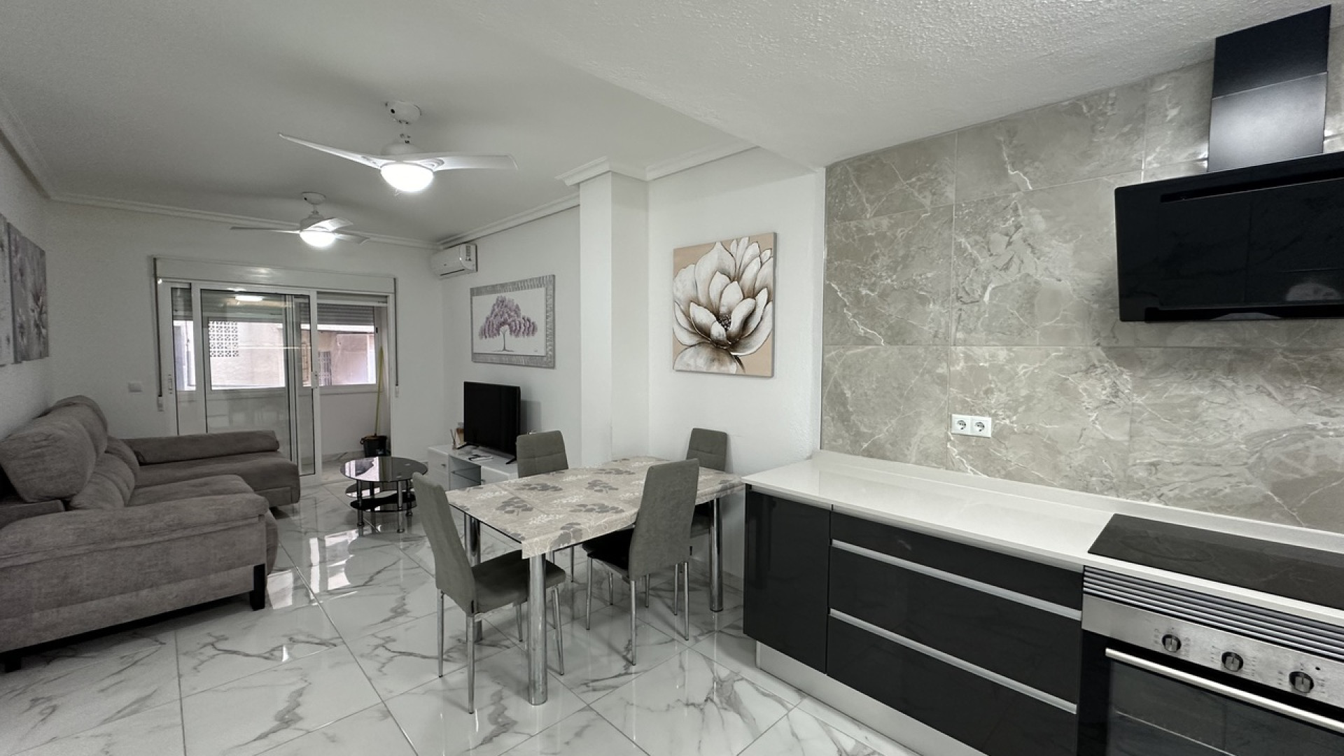 Resale - Apartment - Torrevieja