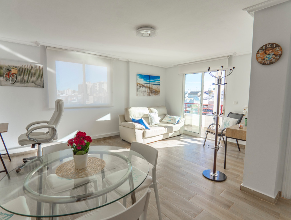 Resale - Apartment - Torrevieja