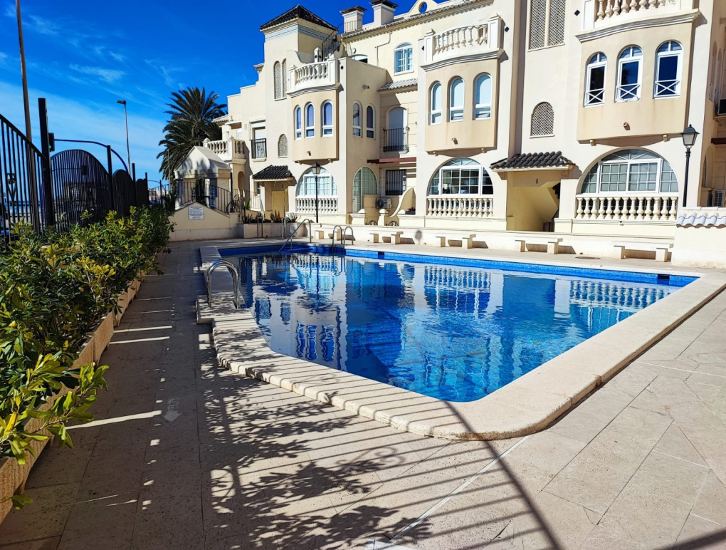 Resale - Apartment - Torrevieja