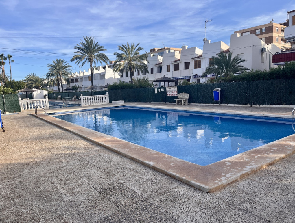 Resale - Apartment - Torrevieja