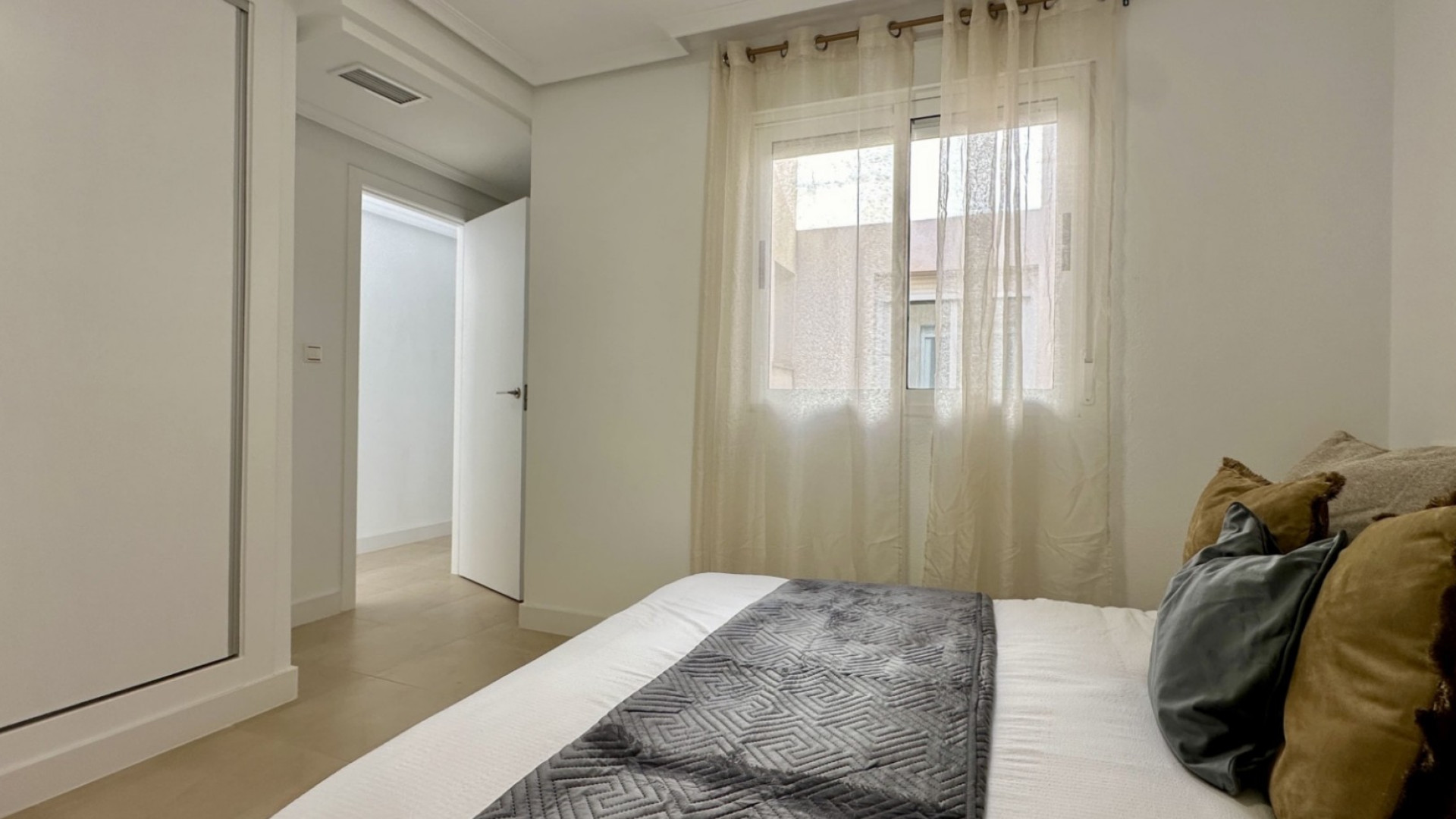Resale - Apartment - Torrevieja