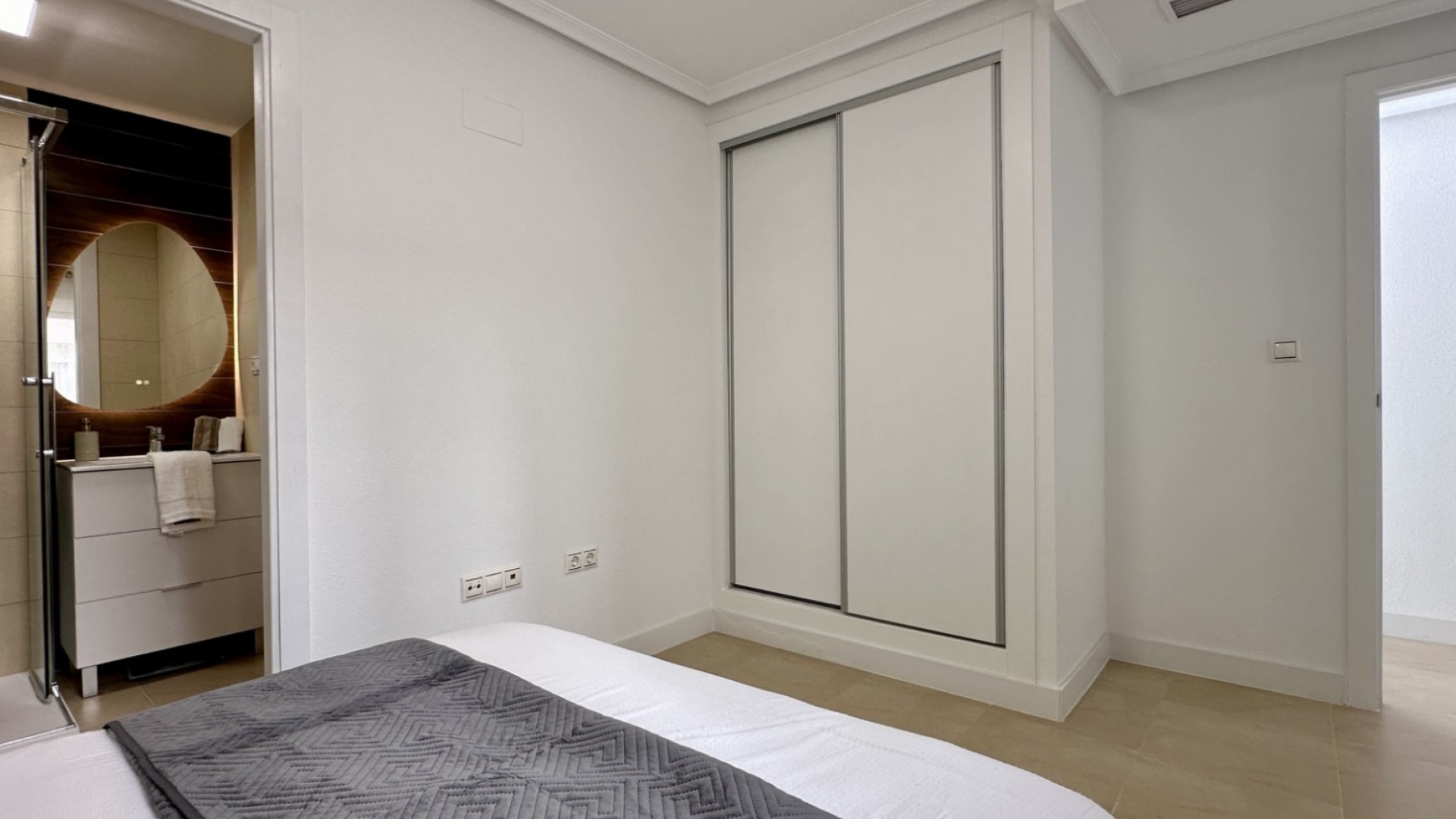 Resale - Apartment - Torrevieja